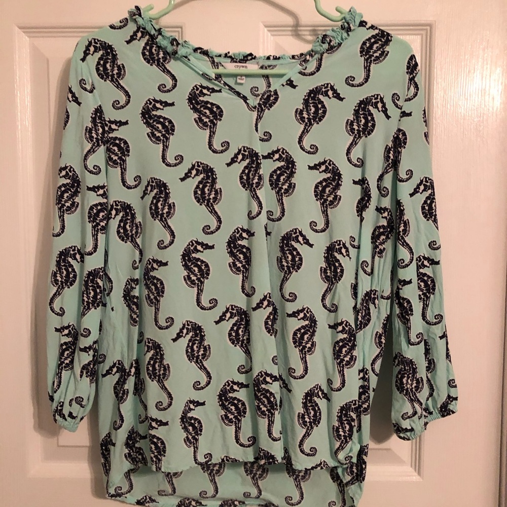 Crown and Ivy Small Seahorse Top